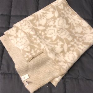 Tan and White LOFT Scarf.